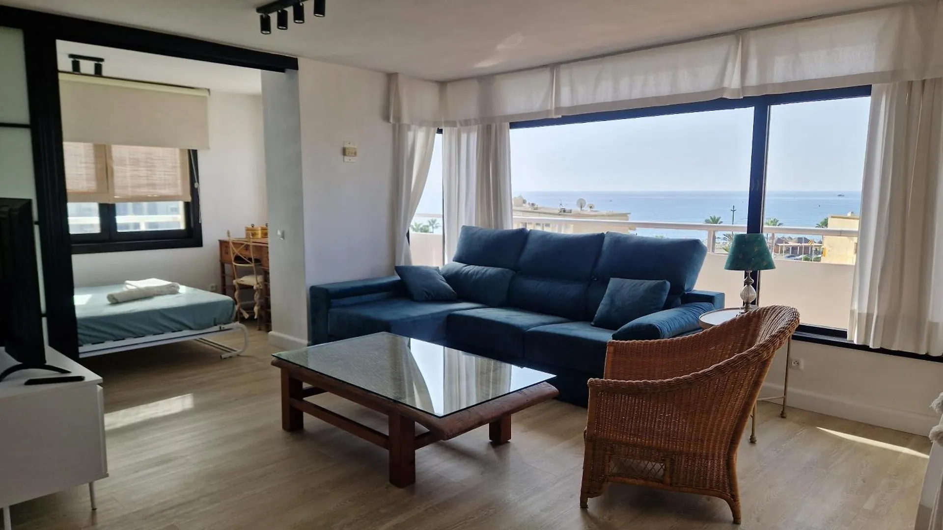 Apartamento Primera Linea Playa Torremolinos Spain