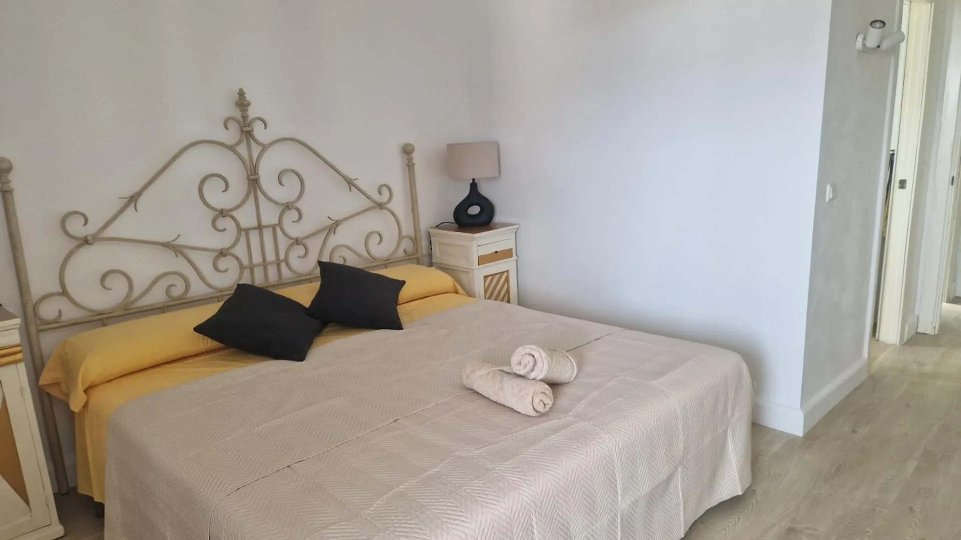 Apartamento Primera Linea Playa Torremolinos 0*,  Spain